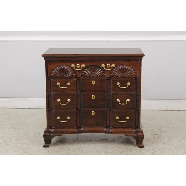 Traditional Stickley Colonial Williamsburg Mahogany Block Front Chest For Sale - Image 3 of 18
