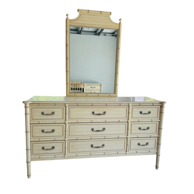 Mid-Century Modern Vintage Henry Link Bali Hai Faux Bamboo Pagoda Mirror – Original Hardware For Sale - Image 3 of 10