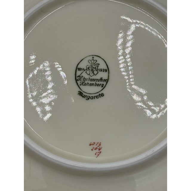 Art Deco Early 1900s Hutschenreuther Porcelain China Margarete Germany Us Zone Dinnerware Set- 141 Pieces For Sale - Image 3 of 17