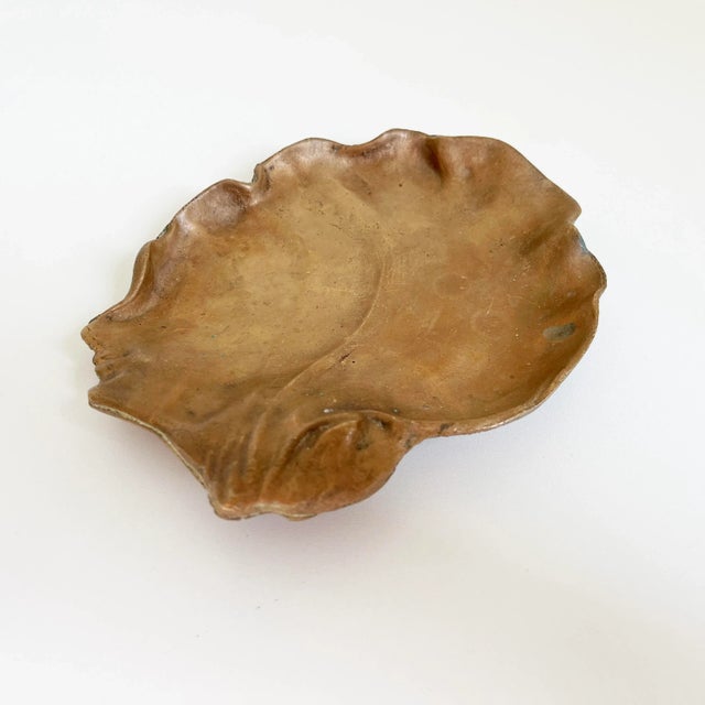 1920s Art Nouveau Bronze Figurative Catchall Dish For Sale - Image 4 of 8