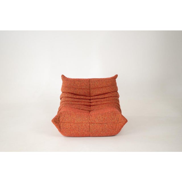 1970s Set of Togo Lounge Chair and Pouf in Crimson Tweed Fabric by Michel Ducaroy for Ligne Roset, 1973 For Sale - Image 5 of 18