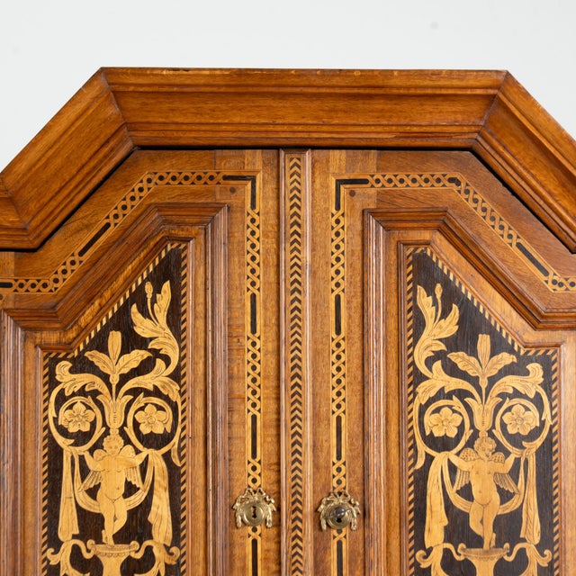 Early 19th Century Danish Oak Inlaid Five Drawer Cabinet With Angels For Sale - Image 4 of 11