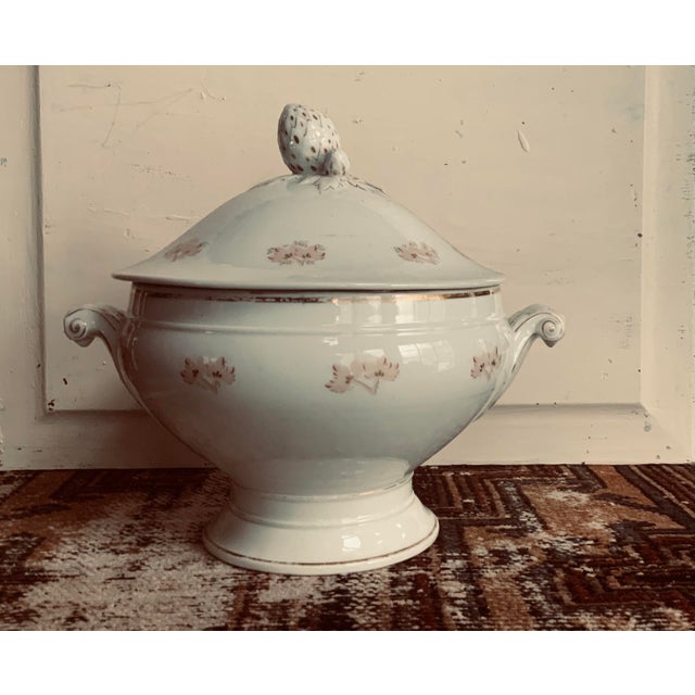 French Exceptional French Old Paris Porcelain Tureen - Late 19th Century For Sale - Image 3 of 12