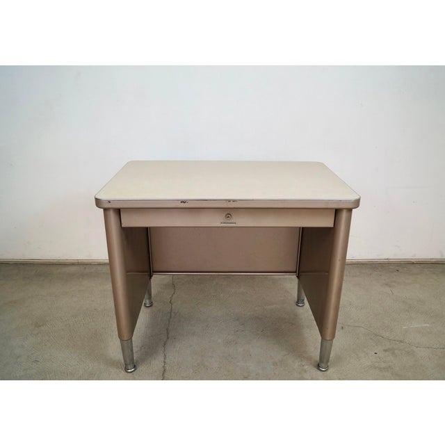 Steelcase 1950’s Mid-Century Modern Industrial Desk by Steelcase For Sale - Image 4 of 12