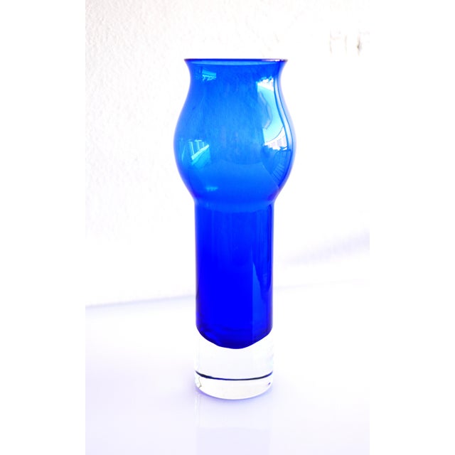 Cobalt Blue Glass Vase from Borgström Åseda, Sweden For Sale - Image 9 of 10