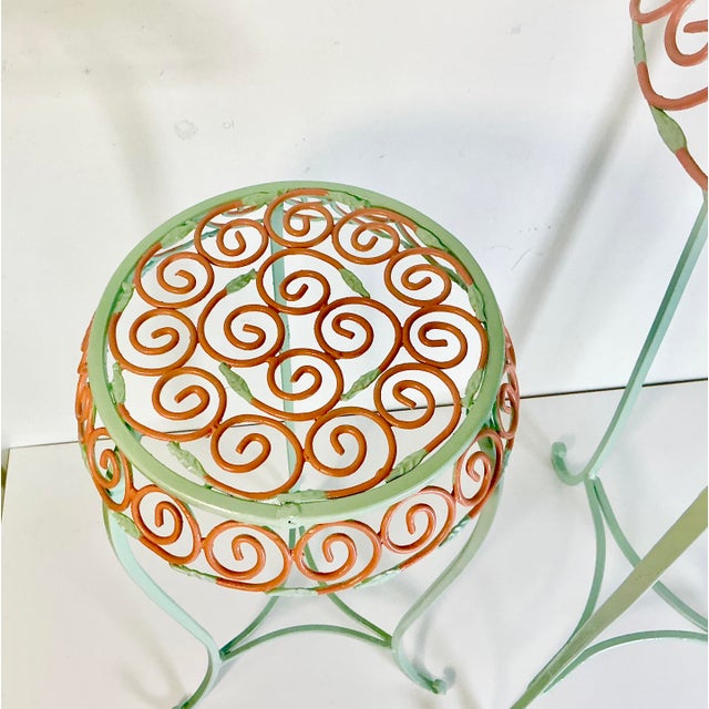 1950s 1950s Vintage Art Nouveau French Tole Metal Plant Stands - A Pair, Newly Painted For Sale - Image 5 of 10