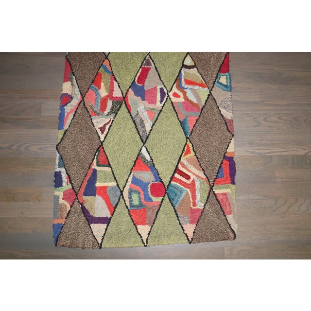 Early 20th Century Zabihi Collection Dazzling American Hooked Small Rug - 2'4" x 5'1" For Sale - Image 4 of 6