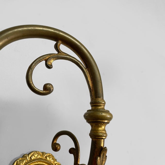 Italian Art Deco Flower-Shaped Wall Lamp in Brass and Glass, 1950s For Sale - Image 14 of 18