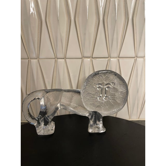 Kosta Boda Vintage Kosta Boda Glass Lion Paperweight/Figurine - Zoo Series Crystal - 10" For Sale - Image 4 of 6