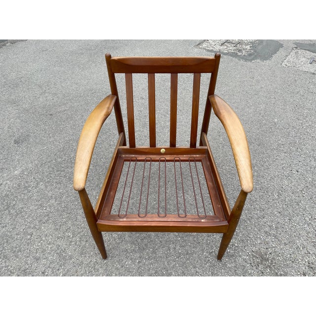 Grete Jalk Mid-Century Danish Modern Armchair attributed to Grete Jalk for France & Søn, 1960s For Sale - Image 4 of 16