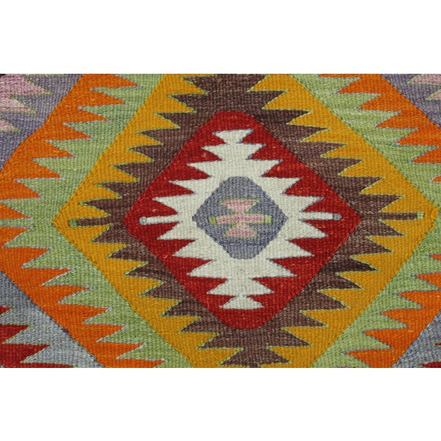 Mid 20th Century Vintage Turkish Kilim Rug- 5′7″ × 9′6″ For Sale - Image 5 of 13