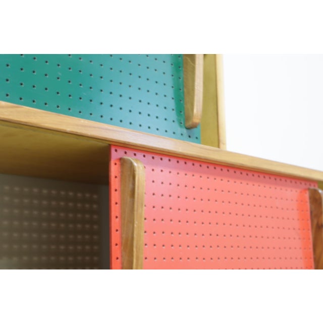 Wall Hanging Bookcase by Charlotte Perriand, 1960 For Sale - Image 10 of 15
