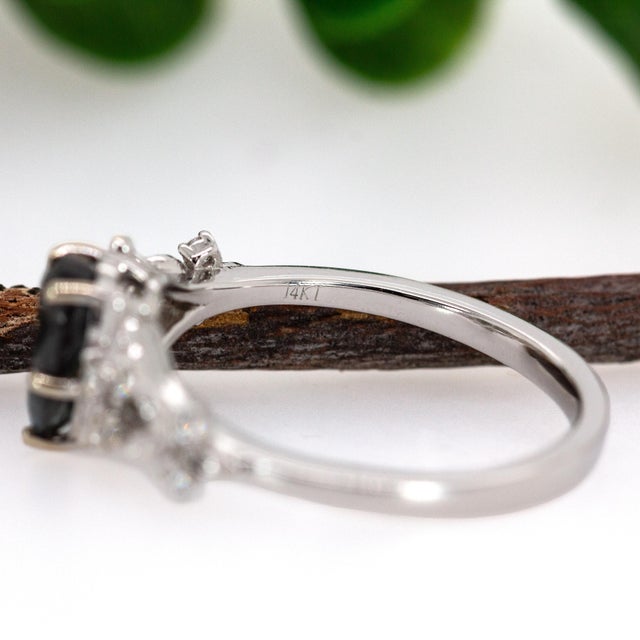 Brazilian Alexandrite and Diamond Ring in 14k Solid Gold | Pe 8x4.5mm, Size 6.75 For Sale - Image 9 of 10