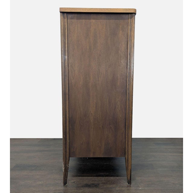 Broyhill Vintage 1960’s Broyhill Mid-Century Modern Tall Dresser With 5 Drawers For Sale - Image 4 of 14