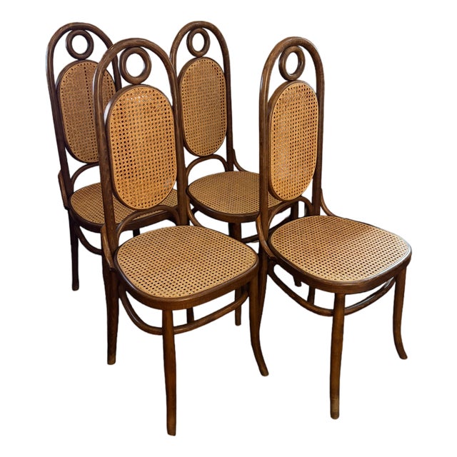 Thonet No. 17 Set of Four Bentwood Dining Chairs, Art Nouveau For Sale