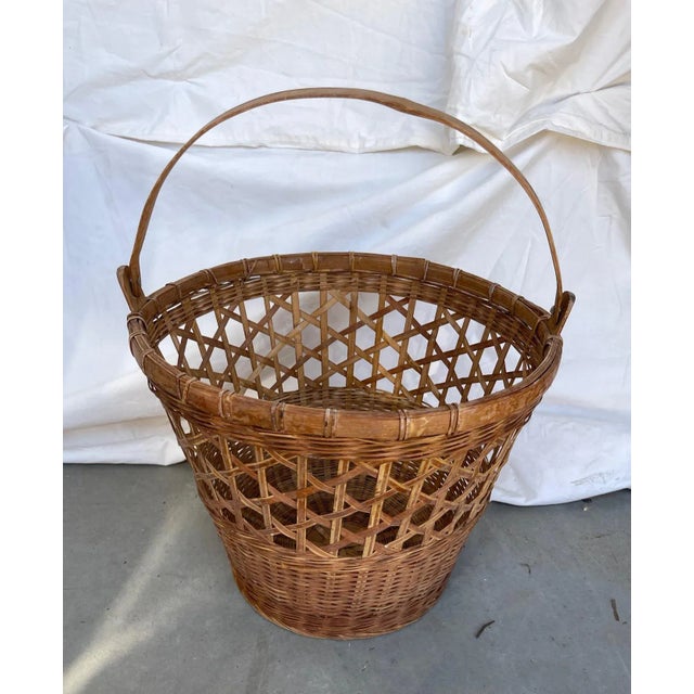 Wood Vintage Mid-Century Split Bamboo/Rattan Wastebasket W/Handle For Sale - Image 7 of 7