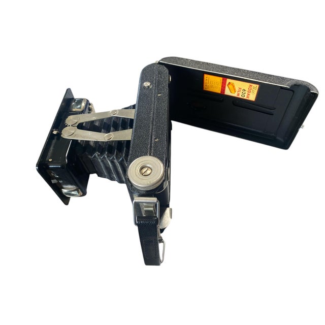 Black Vintage J Kodak Folding Camera 1940's Twindar Lens Untested. For Sale - Image 8 of 9