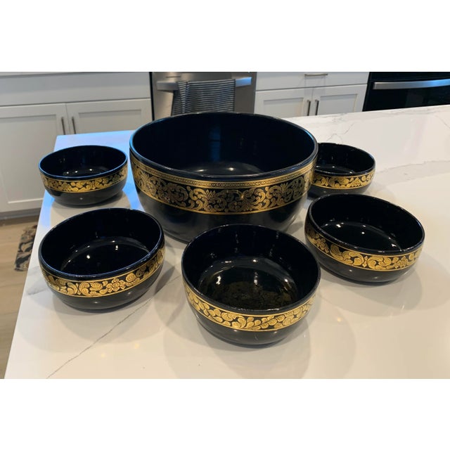 Unusual salad set made of gloss Melamine with patterned gold bands. Set consists of an 11.5 inch bowl and six 6.25 inch...