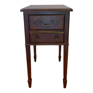 1980s Hekman Side Table For Sale