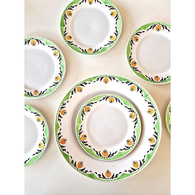Ceramic French Art Deco Maroussia Dessert Set from Sarreguemines, 1930s, Set of 8 For Sale - Image 7 of 10