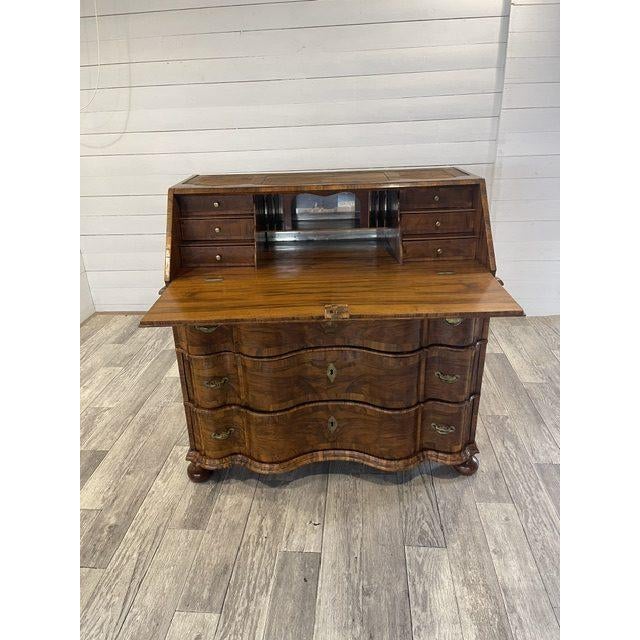 Double Curved Barok Tabernakel Secretaire, German, 1750 For Sale - Image 8 of 18