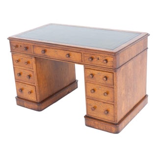 Victorian Pedestal Desk in Oak, 1860 For Sale