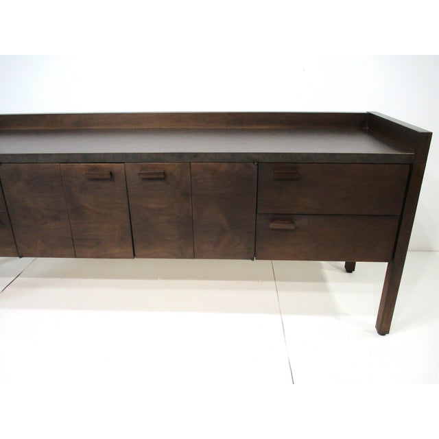Probber Inc. Mid Century Credenza Sideboard or Stereo Cabinet in the Style of Harvey Probber For Sale - Image 4 of 16