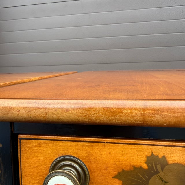 Vintage L. Hitchcock Country Farmhouse Solid Maple 1 Drawer Side Tables in Black / Harvest Maple - A Pair For Sale - Image 14 of 17