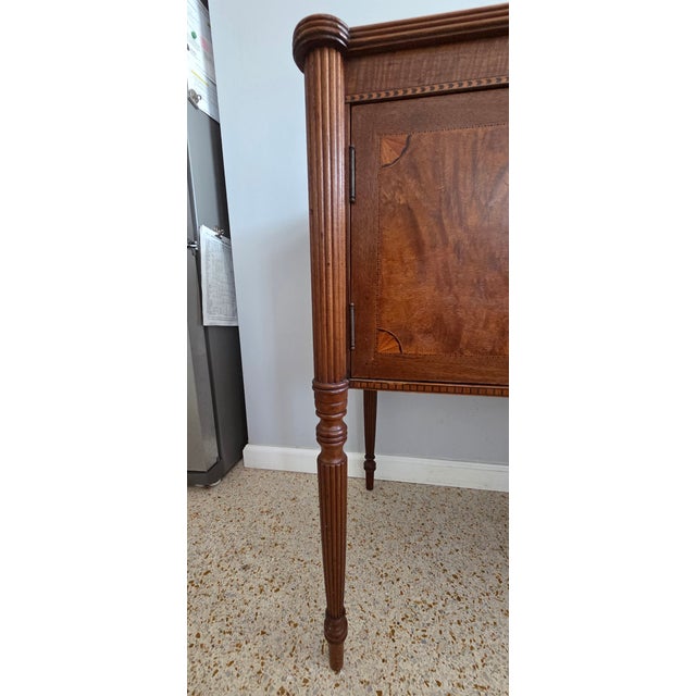 1920s The Royal Furniture Company Mahoghany Inlaid Sideboard For Sale In Tampa - Image 6 of 17