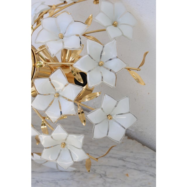 Grace Kelly, Delicious Murano Ceiling Light White Flowers, 1980 For Sale - Image 6 of 16