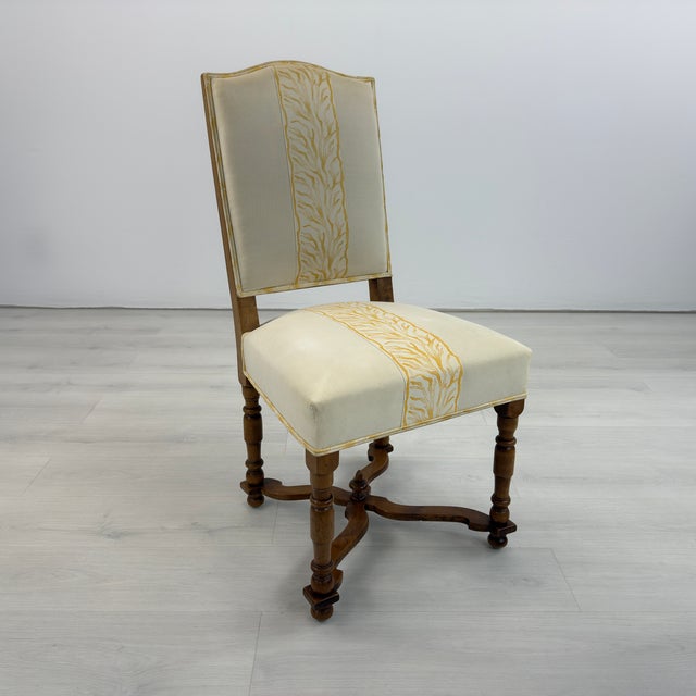 French Louis XIII Dining Chairs – Set of 6 For Sale In New York - Image 6 of 14