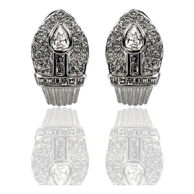 Late 20th Century Pair of Diamond Earrings For Sale
