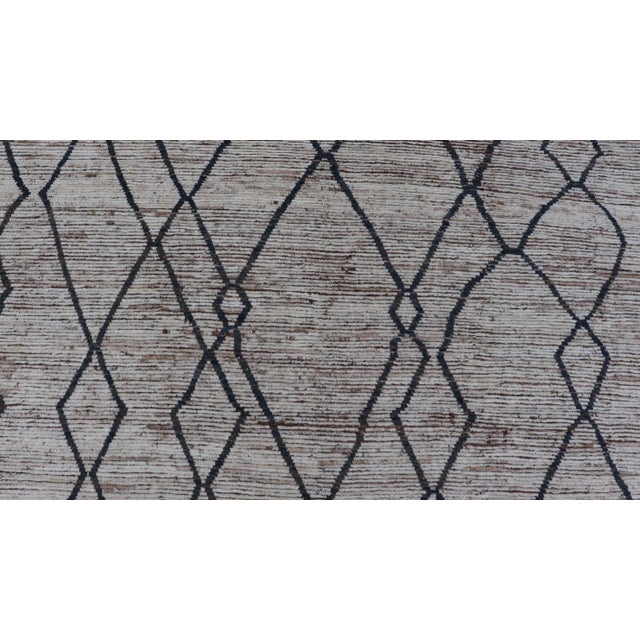 Modern Casual Tribal Rug by Keivan Woven Arts, Wool, Cream & Blue 9'8 X 11'6 For Sale - Image 9 of 12