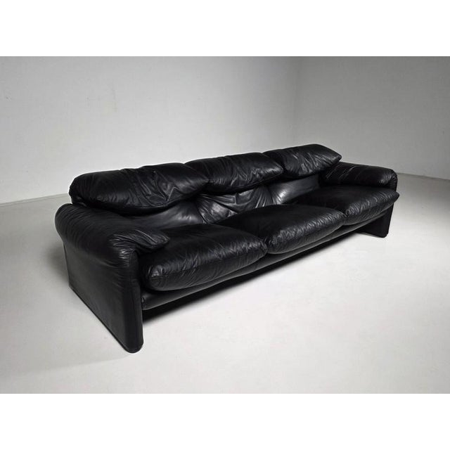 Maralunga sofa in black leather by vico magistretti for cassina, 1970s the maralunga sofa was designed by vico magistretti...