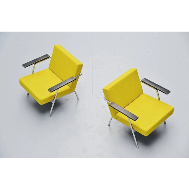 Rare and amazing pair of easy chairs by martin visser for 't spectrum, holland, 1964. These chairs are model sz02,...