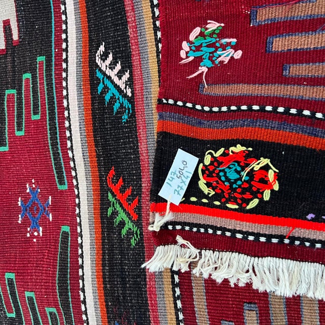 Vintage Red Flatweave Rug For Sale In Houston - Image 6 of 6