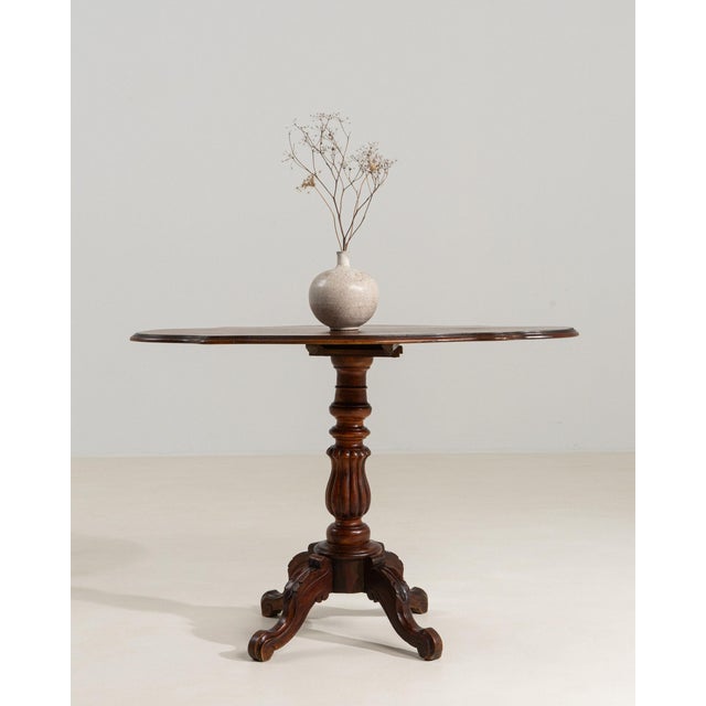 Late 19th Century 1880-1889 United Kingdom Rich Mahogany Tilt-Top Pedestal Table For Sale - Image 5 of 11