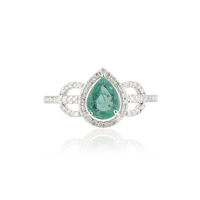 Art Deco Pear Emerald & Diamond Halo Engagement Ring in 14k White Gold Size 5 For Sale - Image 4 of 16