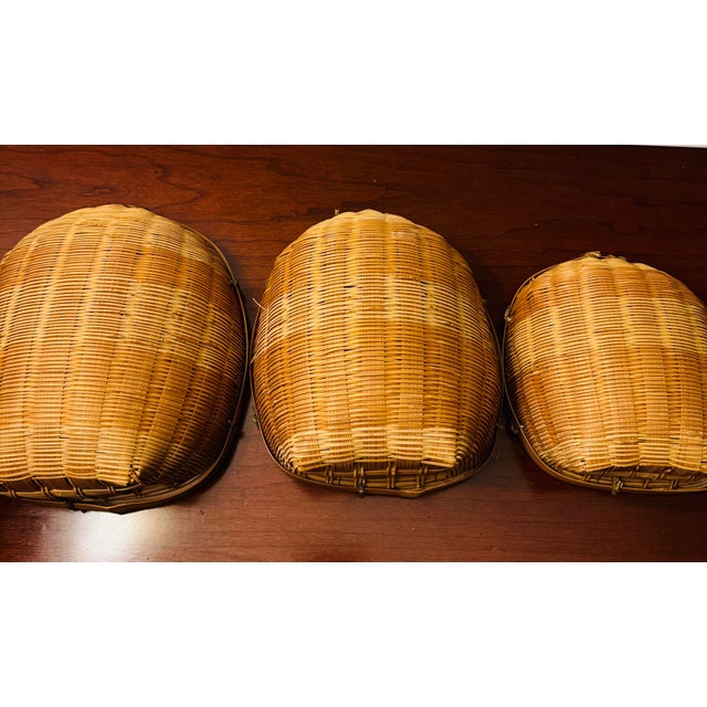 Chinoiserie Mid 20th Century Split Reed Winnowing Nesting Basket Set of 3 For Sale - Image 3 of 9