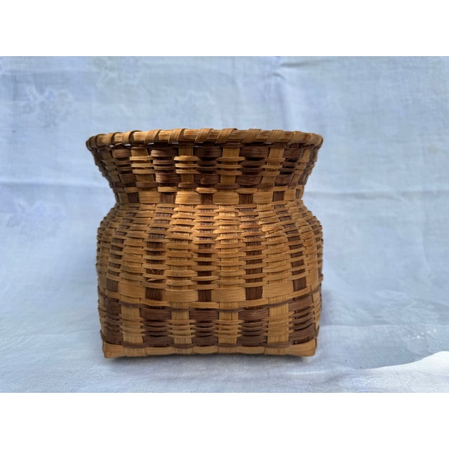 Camel 1980s Agnes Welch Woven Cherokee Basket - Signed and Dated For Sale - Image 8 of 9