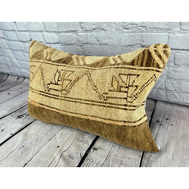 Vintage Pillow Case Turkish Rug Pillow Decorative Rug Pillow Dry cleaning only. PILLOW INSERT IS NOT INCLUDED