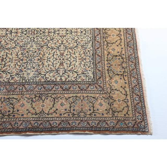 Cream Handmade Double Knotted Turkish Floor Rug-Flower Design Rug For Sale - Image 8 of 13