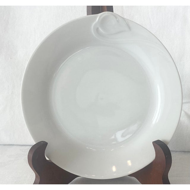 Late 20th Century Fleuron Chloe’ Paris White by China 5 Piece Place Setting Mint Condition For Sale - Image 12 of 17