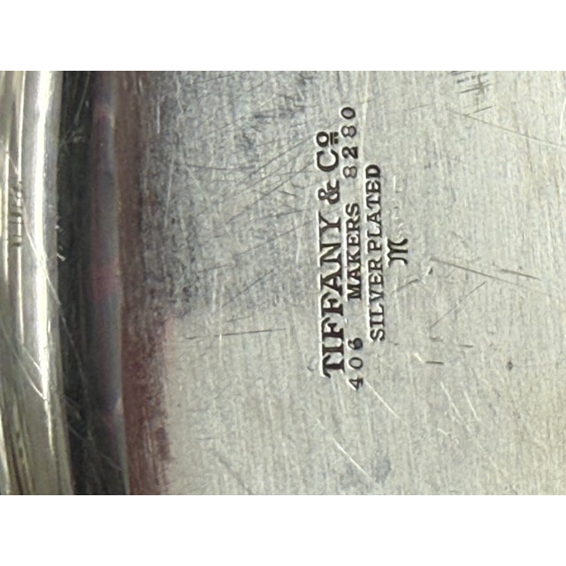 Pair of Vintage Tiffany & Co. Silver Plated Open Oval Serving Dishes For Sale In New York - Image 6 of 12