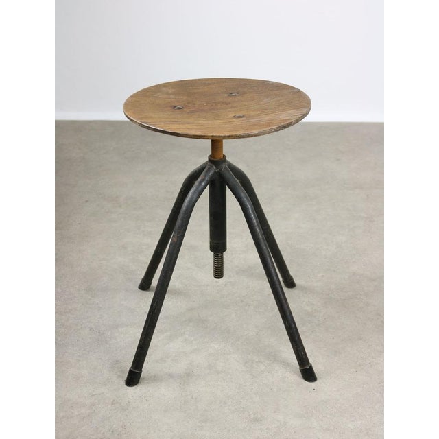 1950s Mid-Century Industrial Italian Black Metal and Plywood Swivel Stool, 1950s For Sale - Image 5 of 12
