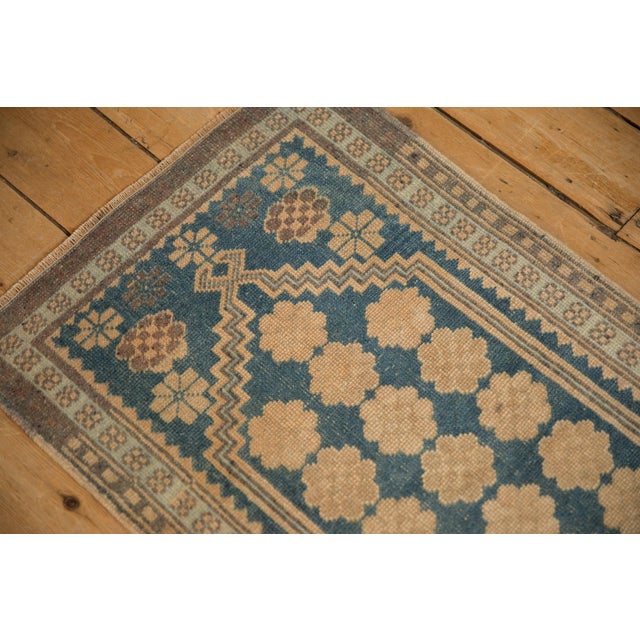 Vintage Distressed Oushak Rug - 1'10" x 3'5" For Sale In New York - Image 6 of 9