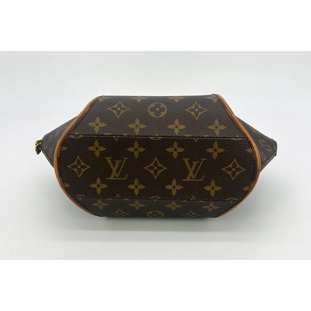 Mid 20th Century Mid 20th Century Louis Vuitton Monogram Canvas Ellipse MM For Sale - Image 5 of 9