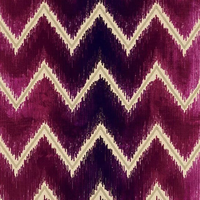 A luxurious silk velvet with a woven ombre chevron stripe, Shock Wave is crafted in one of Italy's finest silk mills. The...
