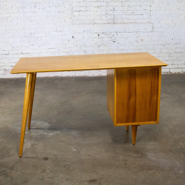 Mid-20th Century MCM Maple Student Desk #1560 Planner Group for Winchendon by Paul McCobb For Sale - Image 11 of 18