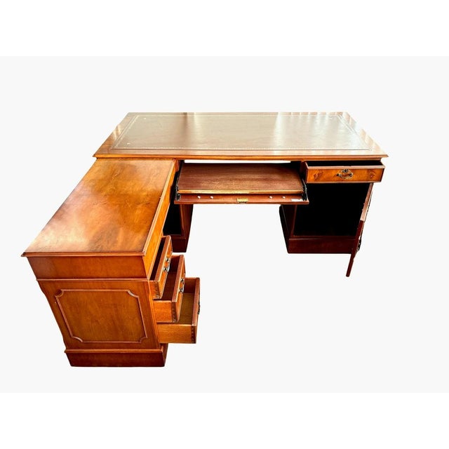 Large L-Shaped Executive Desk in Wood For Sale - Image 3 of 9